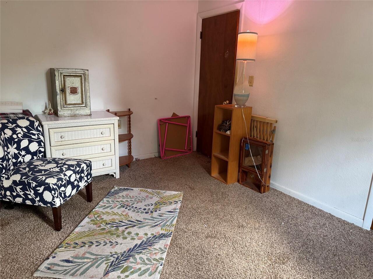 Listing Photo 12