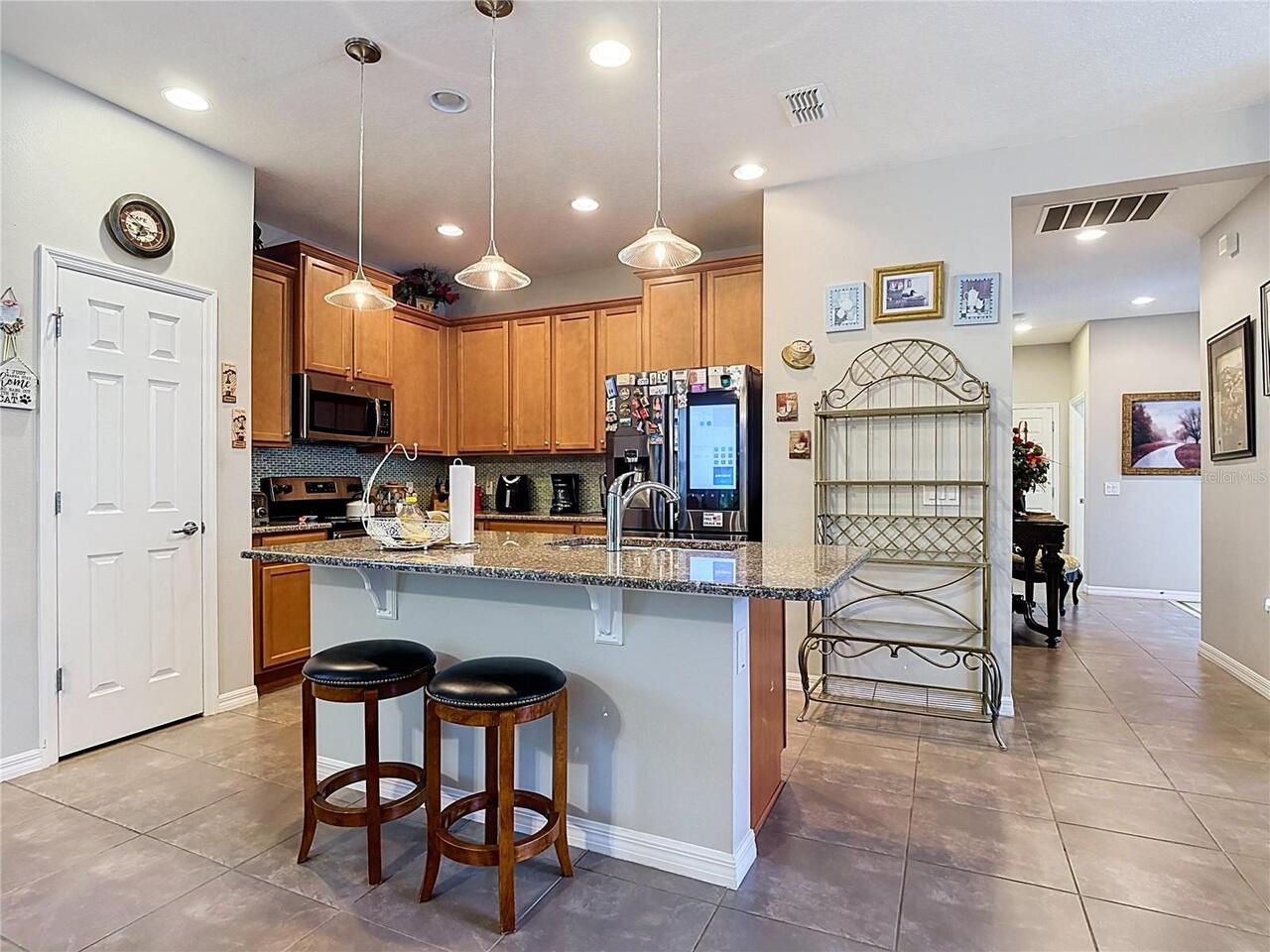 Listing Photo 12