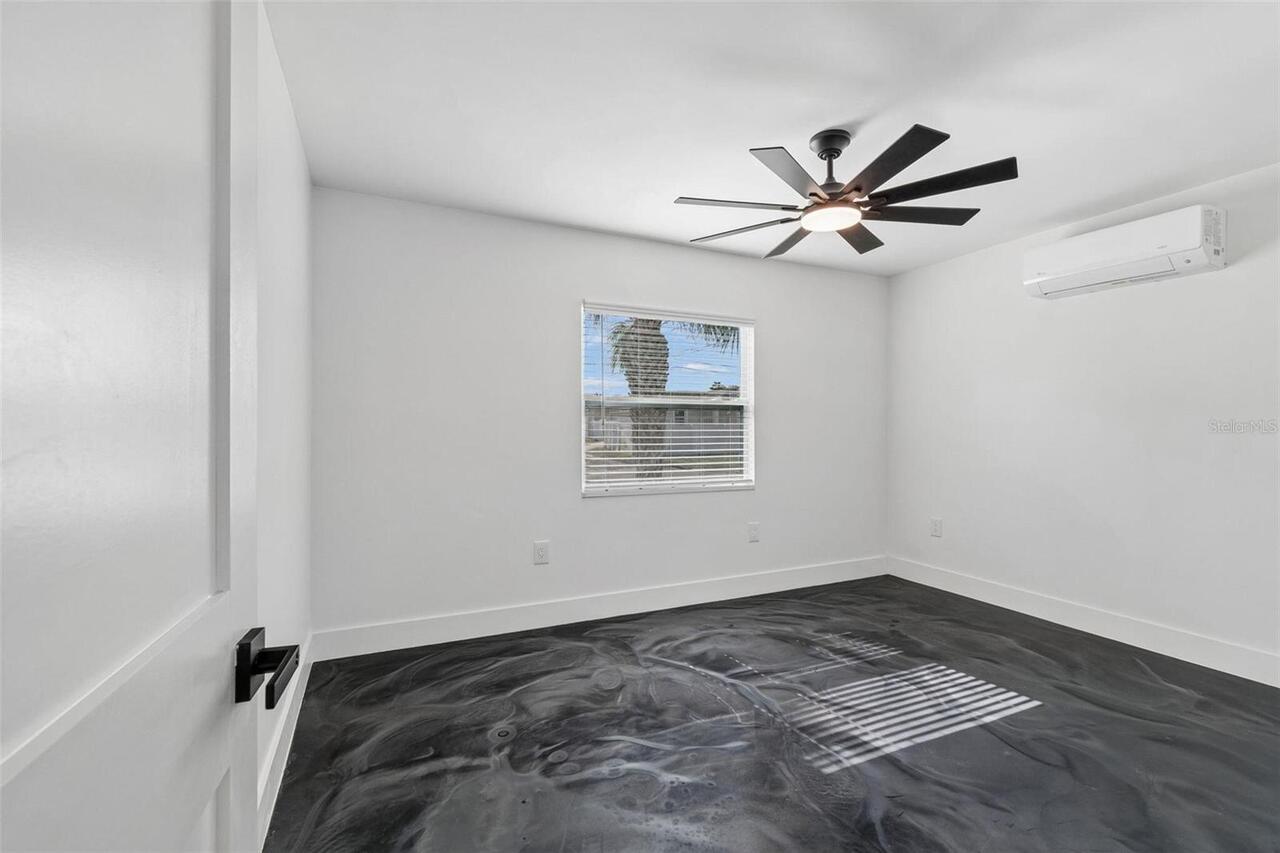 Listing Photo 26