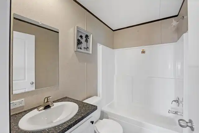 Listing Photo 23
