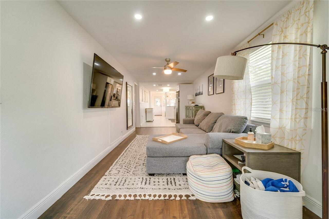 Listing Photo 9