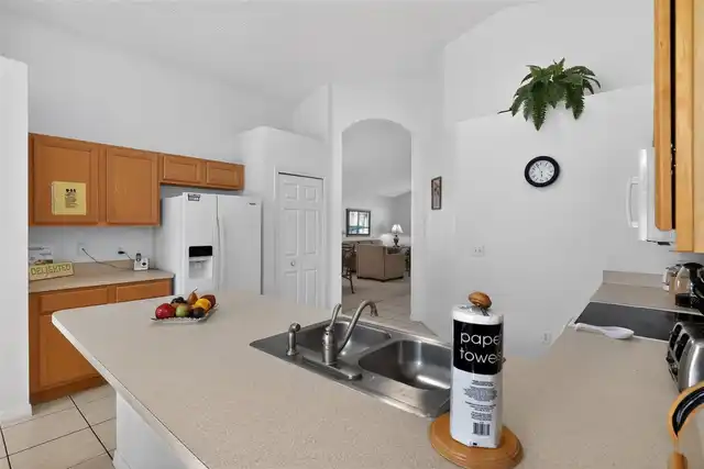 Listing Photo 7
