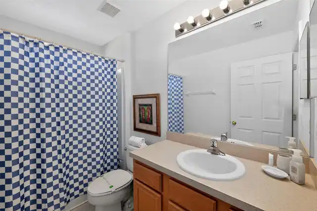 Listing Photo 17