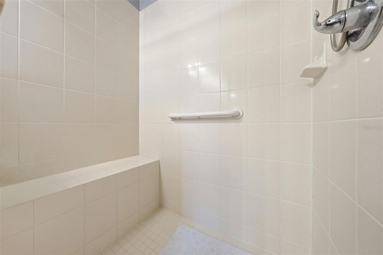 Listing Photo 24