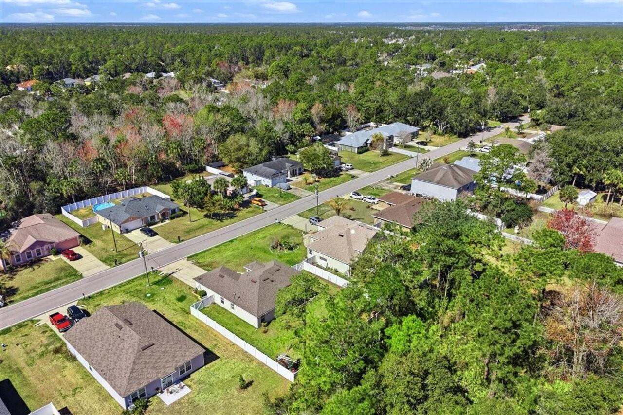 Listing Photo 10