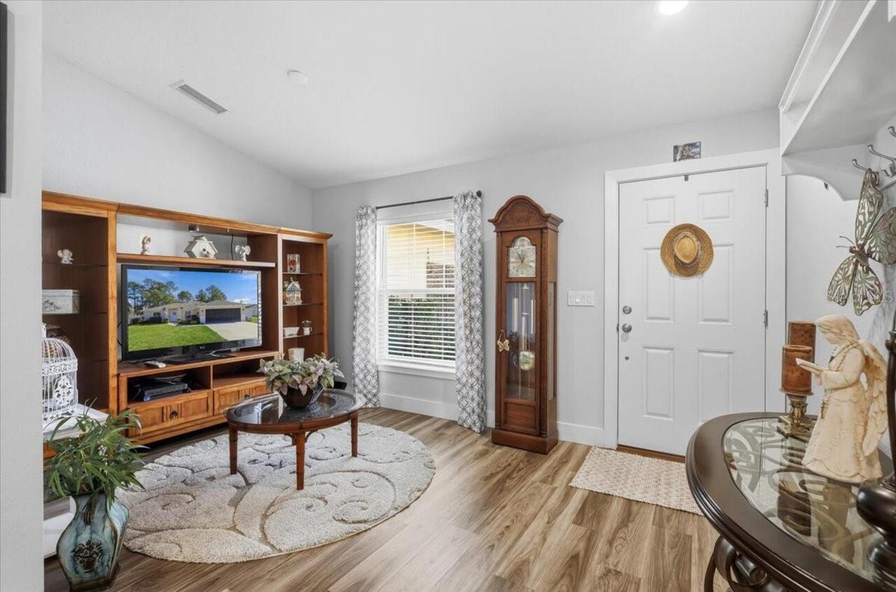 Listing Photo 16