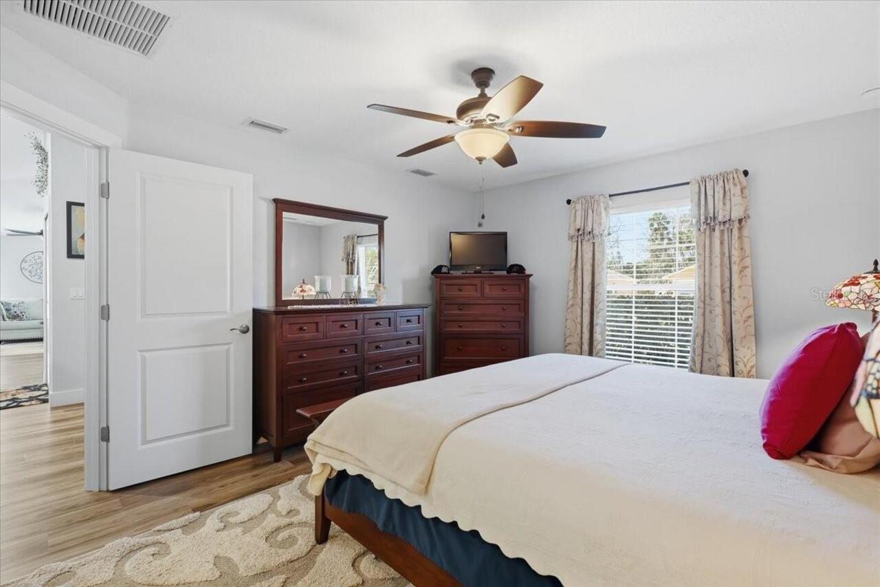 Listing Photo 28