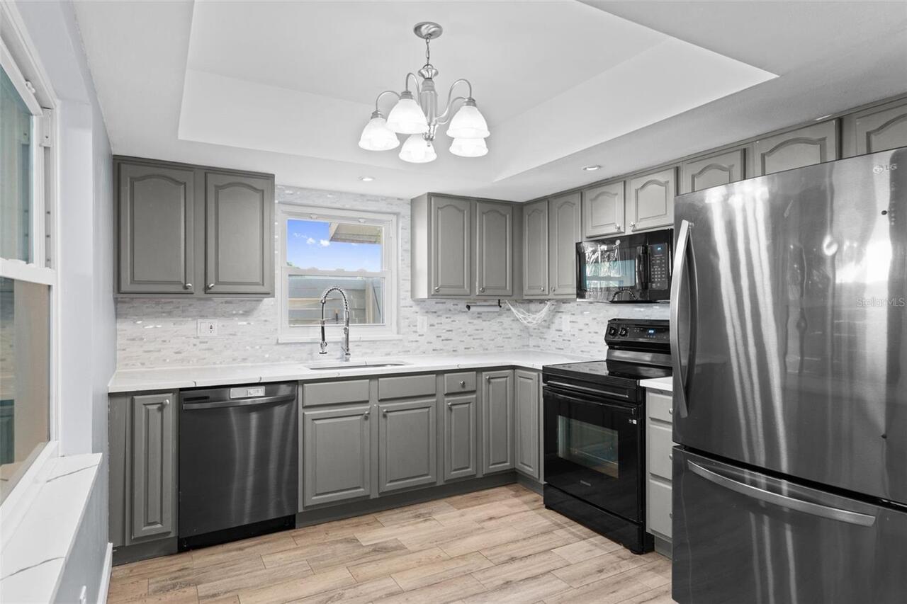 Listing Photo 16