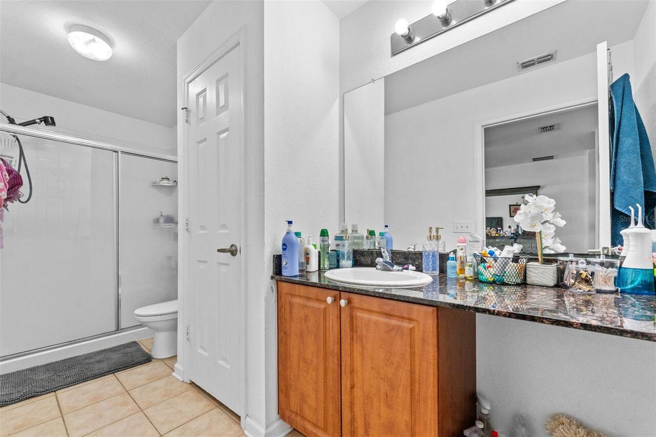 Listing Photo 12