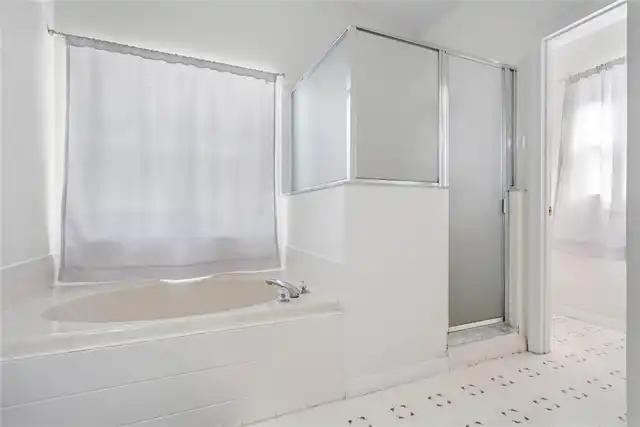 Listing Photo 34
