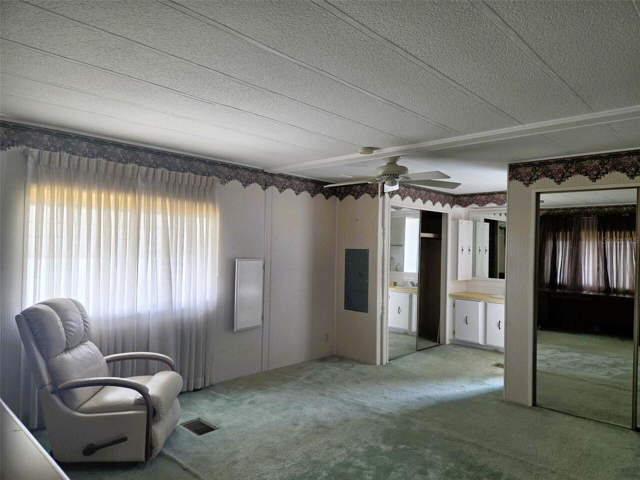 Listing Photo 15