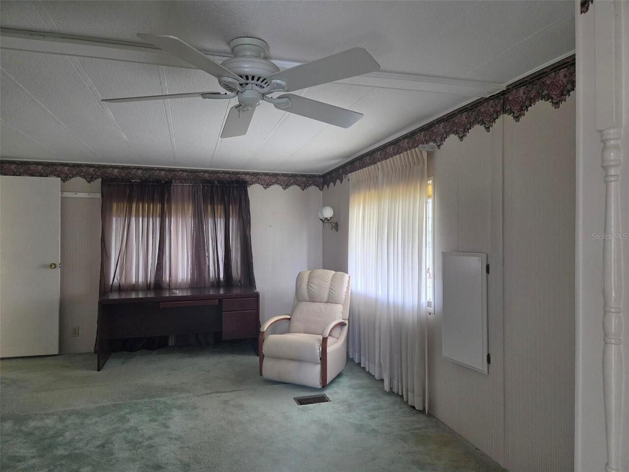 Listing Photo 18