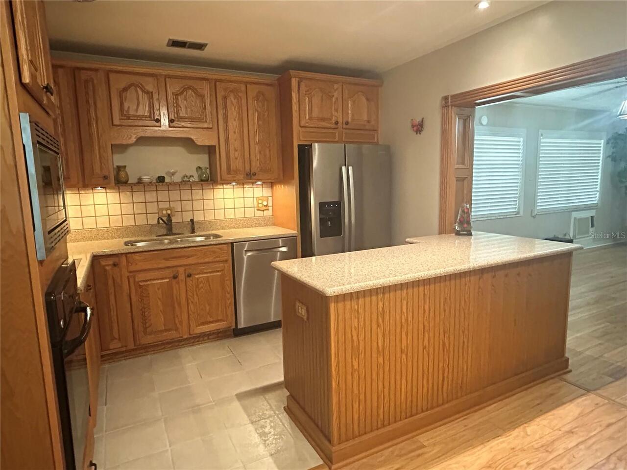 Listing Photo 9