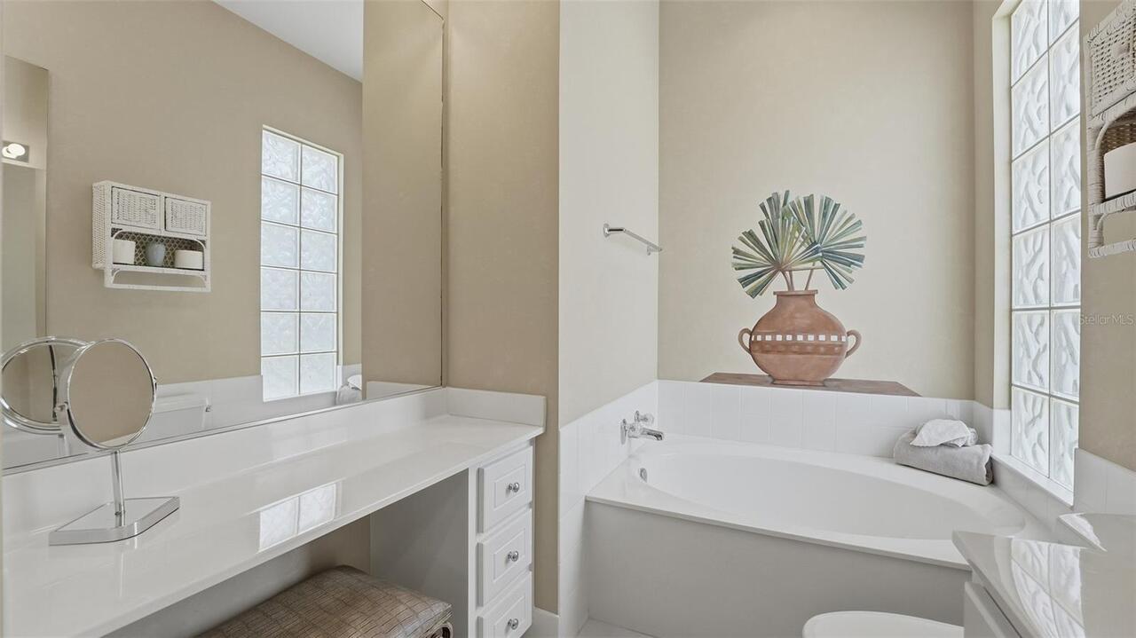 Listing Photo 33