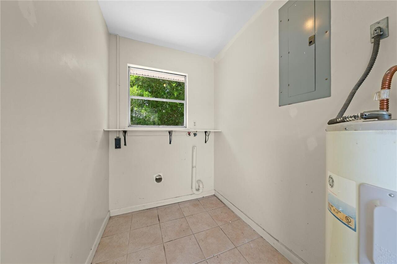 Listing Photo 38