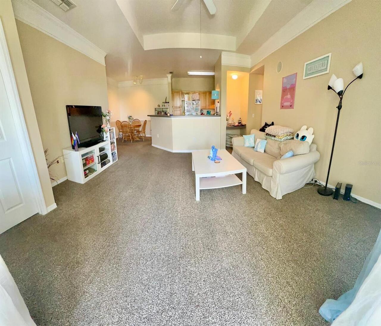 Listing Photo 11