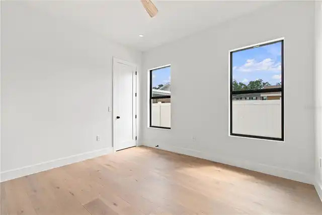 Listing Photo 33