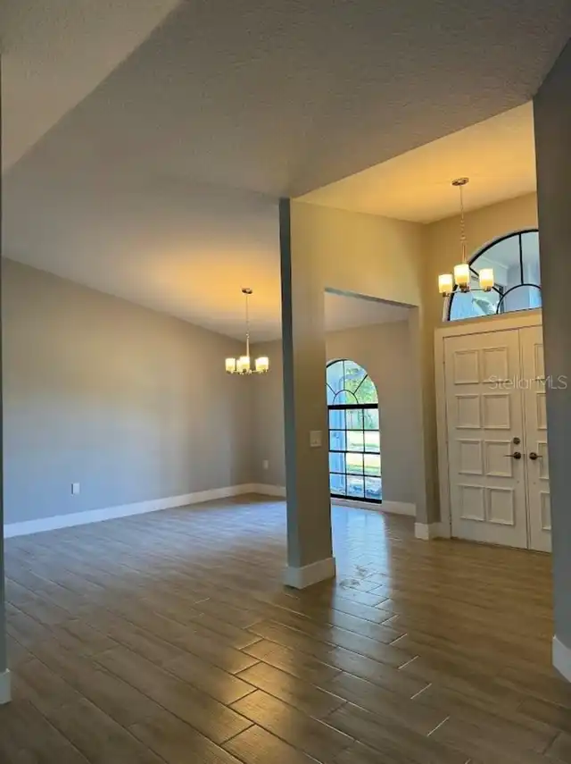 Listing Photo 14