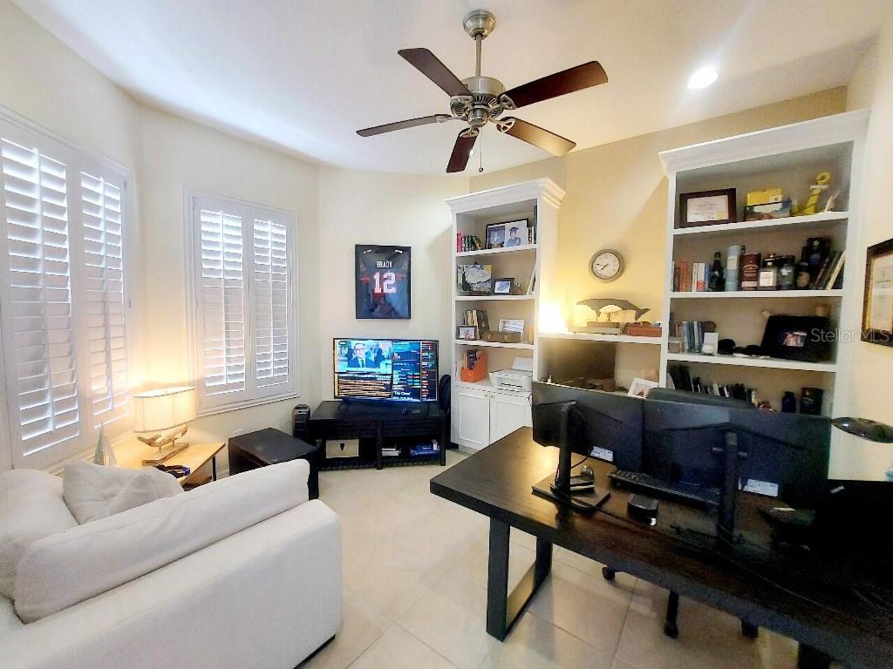 Listing Photo 11