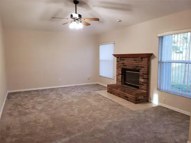 Listing Photo 14