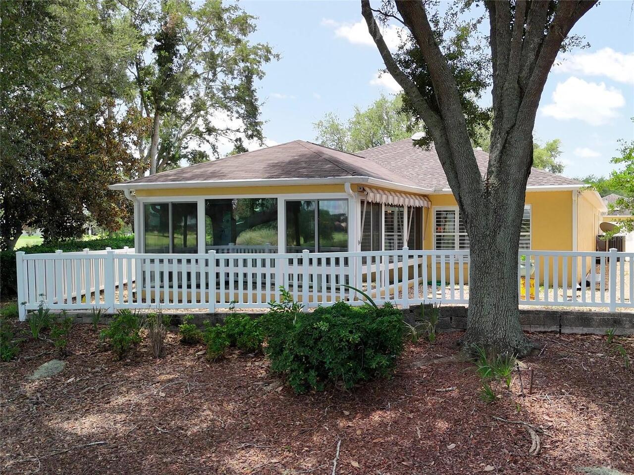 Listing Photo 11