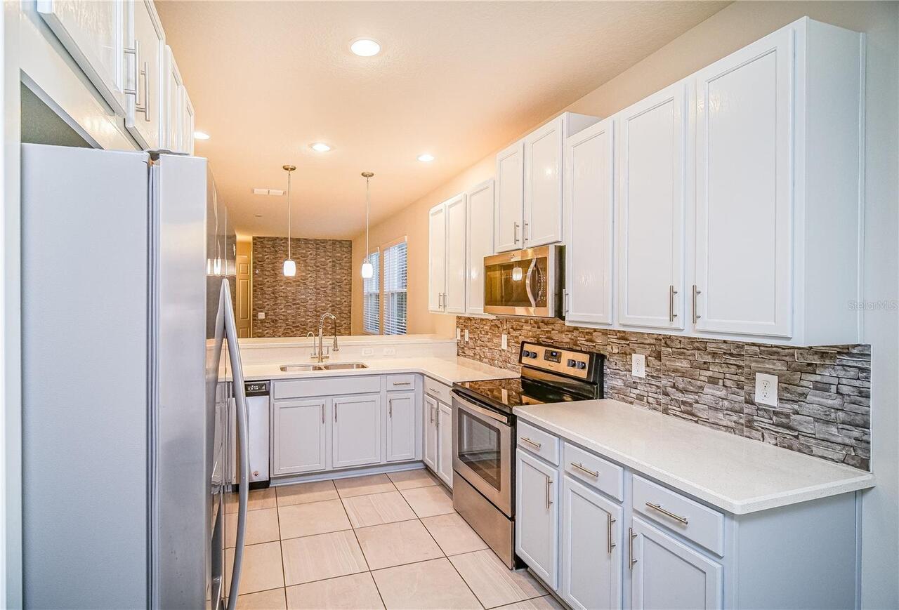 Listing Photo 14