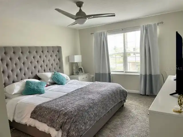 Listing Photo 8