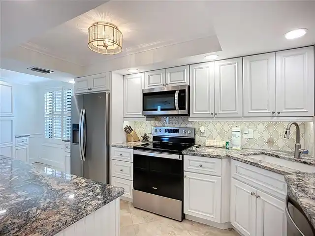 Listing Photo 15