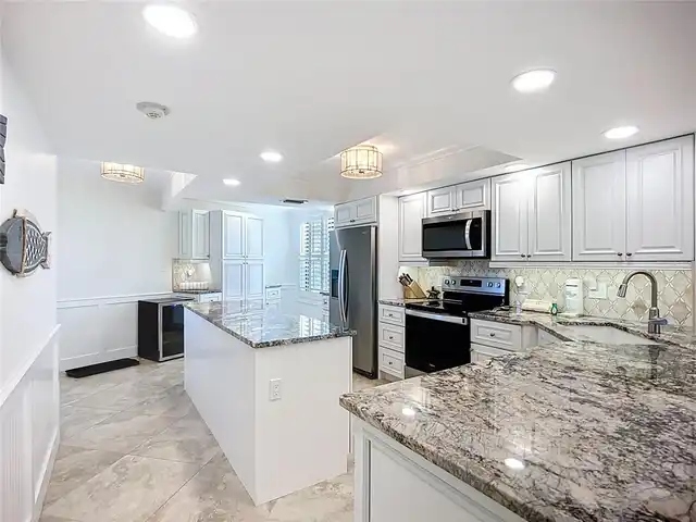 Listing Photo 16
