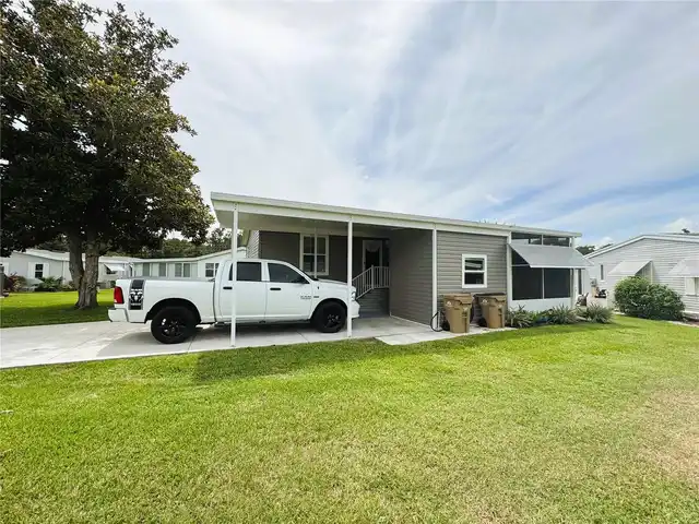 Listing Photo 11