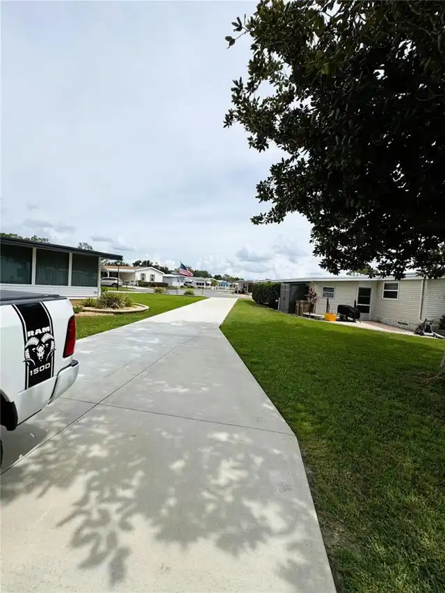 Listing Photo 12