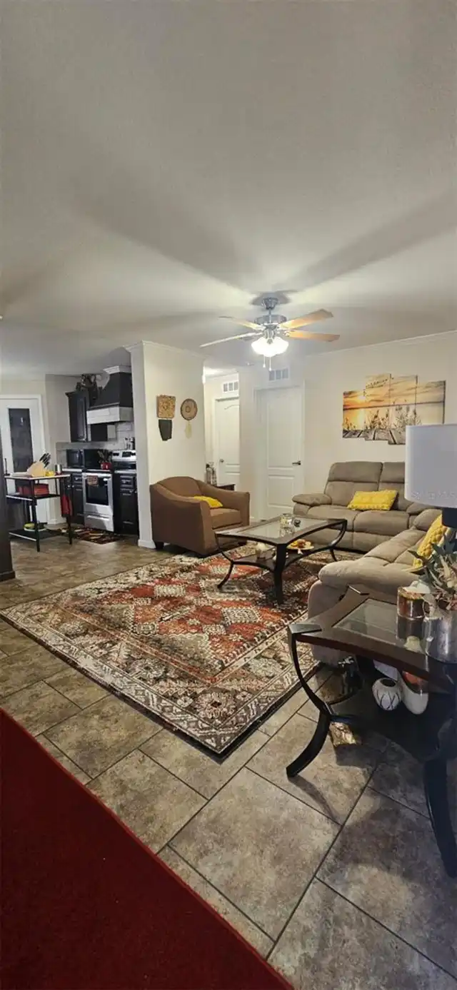 Listing Photo 15