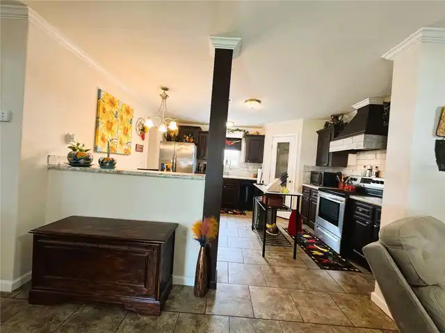 Listing Photo 18
