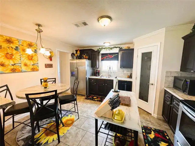 Listing Photo 23
