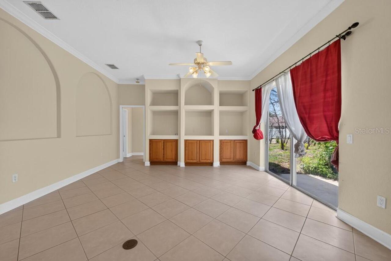 Listing Photo 9