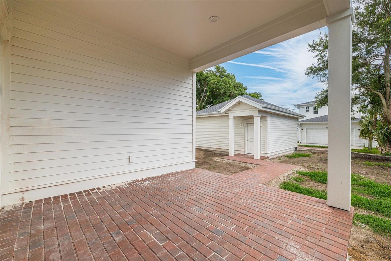 Listing Photo 7