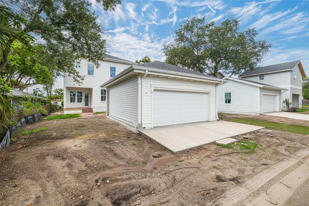 Listing Photo 9