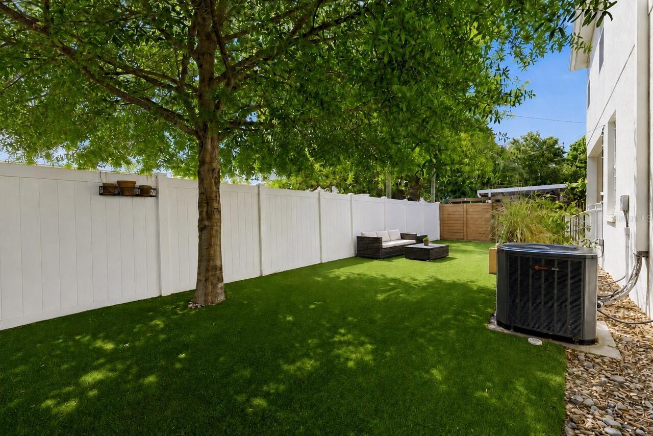Listing Photo 32