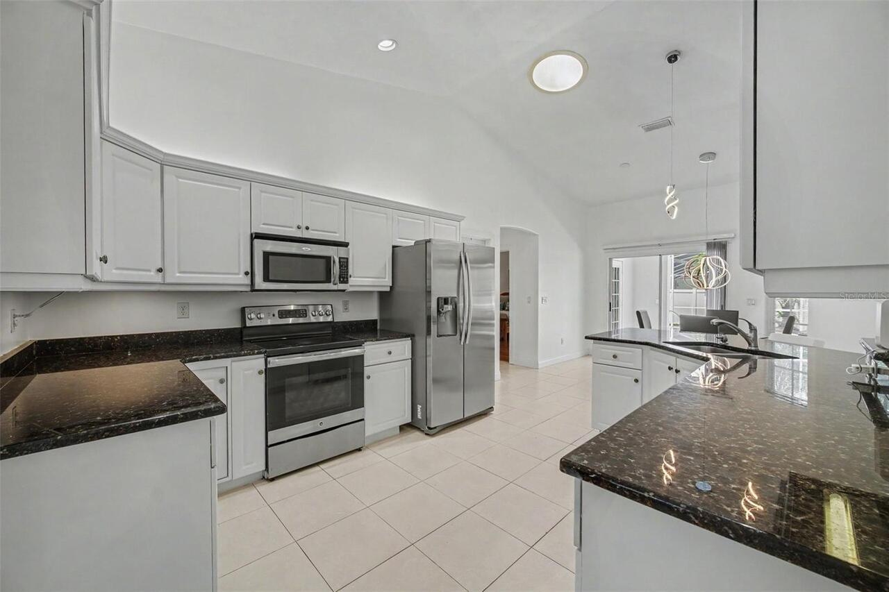 Listing Photo 17