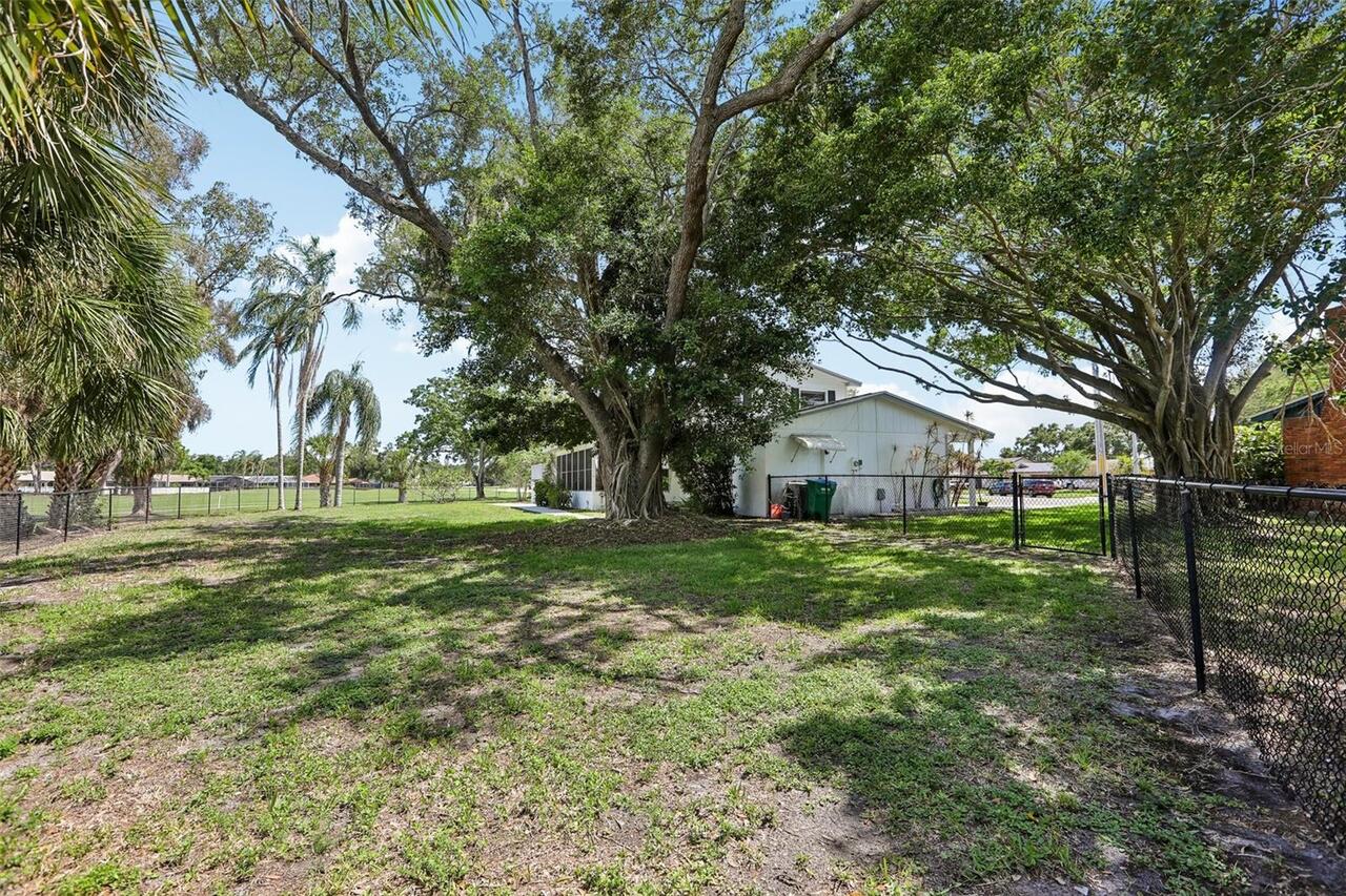 Listing Photo 41