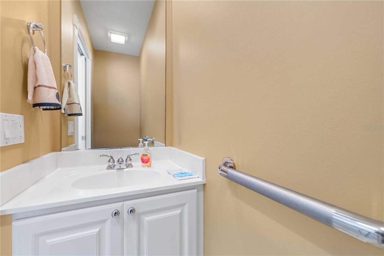 Listing Photo 8