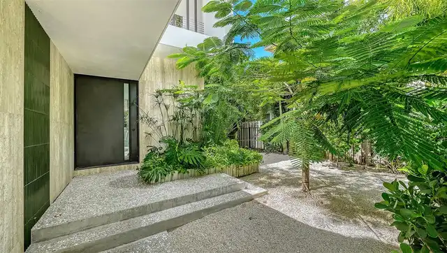 Listing Photo 7