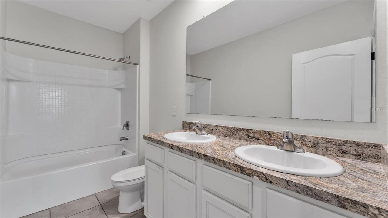 Listing Photo 7