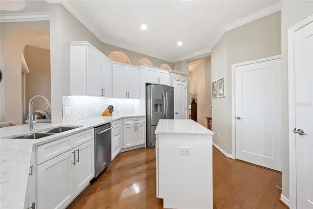 Listing Photo 7