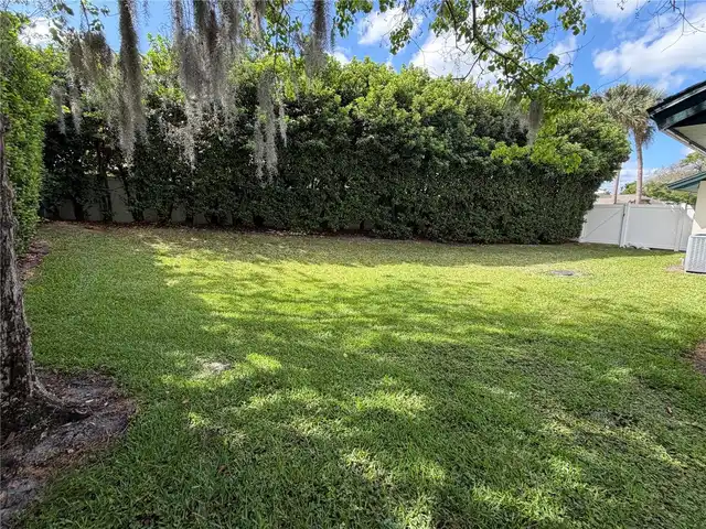 Listing Photo 28