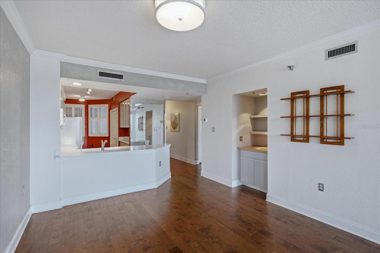 Listing Photo 7