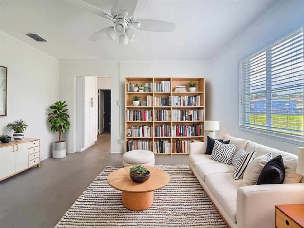 Listing Photo 5