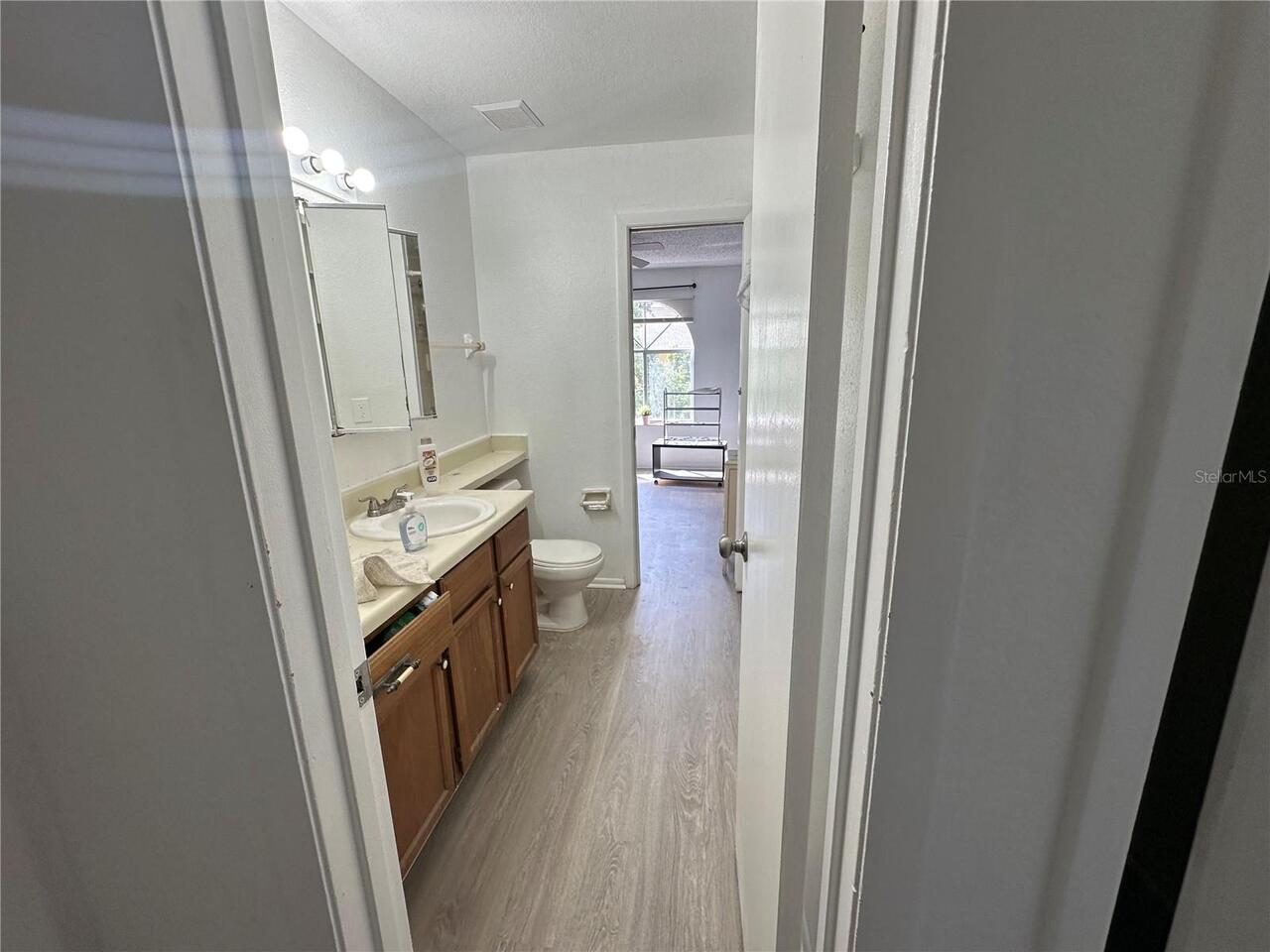 Listing Photo 8