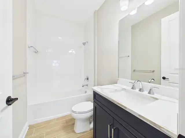 Listing Photo 17
