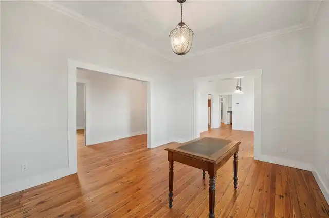 Listing Photo 16